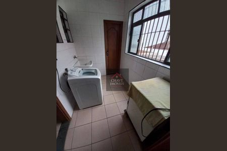 38_photo/94ce03ad4d.0524c8510f0f8401-ATLAS-e13a351c-12d3-4c14-ba2e-9d091b174cb2.jpg de casa à venda com 5 quartos, 330m² em Embaré, Santos