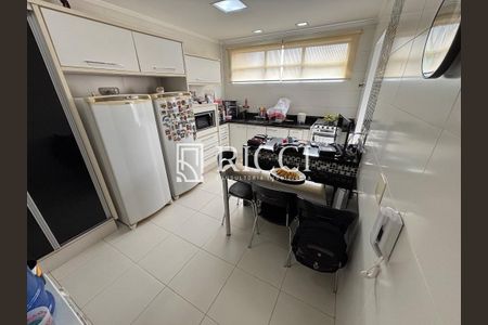 15_photo/94ce03add5.d620f57b013e4c77-ATLAS-8c32e096-a3de-4cba-8d79-9047807a1ad1.jpg de apartamento à venda com 2 quartos, 109m² em Ponta da Praia, Santos