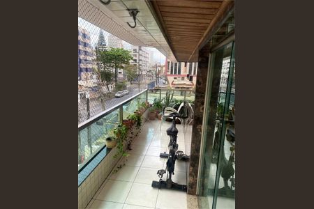 1_photo/94ce03adeb.eb4747a7722cd593-ATLAS-13e9a5ad-cc7d-4847-a99e-735f5bfbc66b.jpg de casa à venda com 3 quartos, 170m² em Embaré, Santos