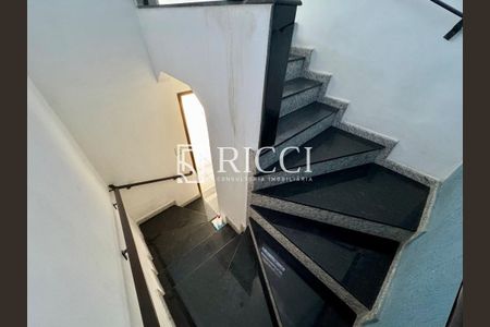 10_photo/94ce03ae05.7b14635dc7f45449-ATLAS-c1b5d00f-7c1a-43b8-9d6a-424b76b2e9e6.jpg de casa à venda com 3 quartos, 150m² em Aparecida, Santos