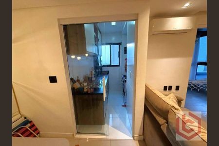 5_photo/94ce03ae0f.6be902c6ad3565e7-ATLAS-49f9a3df-41d2-4f45-a06c-c73da890d3f1.jpg de apartamento à venda com 1 quarto, 53m² em Embaré, Santos