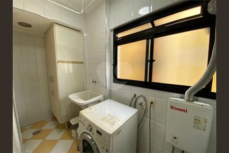 13_photo/94ce03ae0f.ba3e4f1a03d92c8a-ATLAS-ed68cbf3-6842-4d8a-8489-3b58188bd529.jpg de apartamento à venda com 1 quarto, 63m² em Embaré, Santos