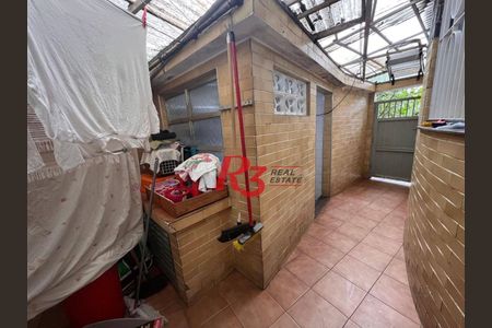 2_photo/94ce03ae33.79518a11401aeb31-ATLAS-1137bcb9-7347-4e8e-912b-71e1dcd738a1.jpg de casa à venda com 3 quartos, 149m² em Macuco, Santos