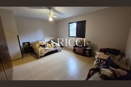 5_photo/94ce03ae5f.ce916756658d86d0-ATLAS-134960bb-87a7-4ef1-b43e-2f735cef2af1.jpg de casa à venda com 3 quartos, 166m² em Embaré, Santos