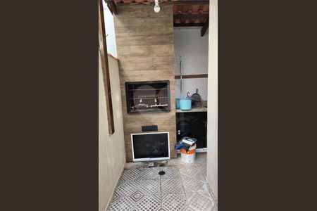 7_photo/94ce03ae6d.ba97ac63d5ac1cb4-ATLAS-56c2e5c6-e443-4e2f-8d68-58e6f68e2a50.jpg de casa à venda com 3 quartos, 125m² em Embaré, Santos