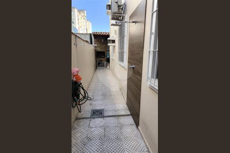 25_photo/94ce03ae6d.ba97ac63d5ac1cb4-ATLAS-c954b4fd-1f90-4f40-8fc7-c93da89a0e0d.jpg de casa à venda com 3 quartos, 125m² em Embaré, Santos