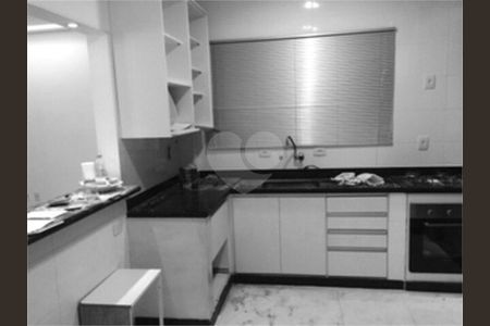 8_photo/94ce03ae6d.ba97ac63d5ac1cb4-ATLAS-d683be2e-97c9-43bd-85ea-6e46a32bb84a.jpg de casa à venda com 3 quartos, 125m² em Embaré, Santos