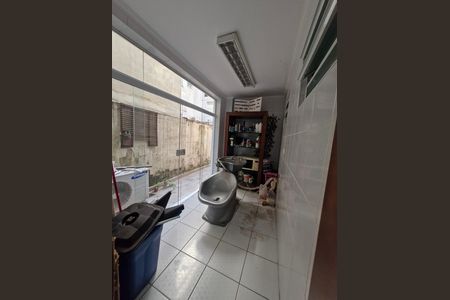 9_photo/94ce03ae73.d41ccc6539b5b4b0-ATLAS-d9043ecb-42ac-4f3c-8d3b-aa385e104f8d.jpg de casa para alugar com 1 quarto, 180m² em Embaré, Santos