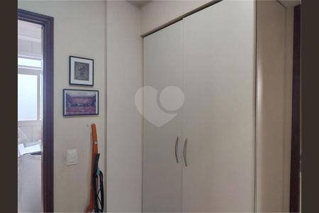 23_photo/94ce03ae91.cd7590bb9d2dec18-ATLAS-d5ec061c-5d9b-49dd-8c44-5c41d423c576.jpg de apartamento à venda com 4 quartos, 232m² em Embaré, Santos