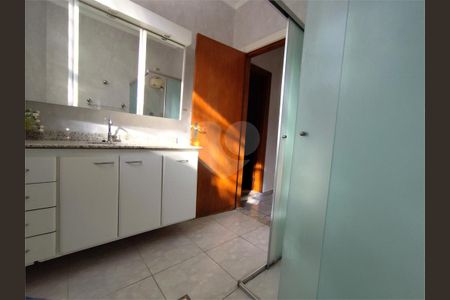 18_photo/94ce03ae9b.44c1901e29ce5c67-ATLAS-3ca5e4cd-9f22-4265-a070-7ef82b695396.jpg de casa à venda com 2 quartos, 120m² em Ponta da Praia, Santos