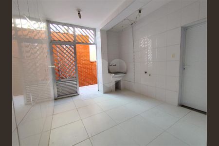 23_photo/94ce03ae9b.44c1901e29ce5c67-ATLAS-81aae44c-7352-499b-828d-b61ce8d951b6.jpg de casa à venda com 2 quartos, 120m² em Ponta da Praia, Santos