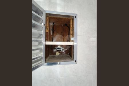 28_photo/94ce03ae9b.44c1901e29ce5c67-ATLAS-d2602438-e353-4a8b-a1b1-c698b600ed6e.jpg de casa à venda com 2 quartos, 120m² em Ponta da Praia, Santos