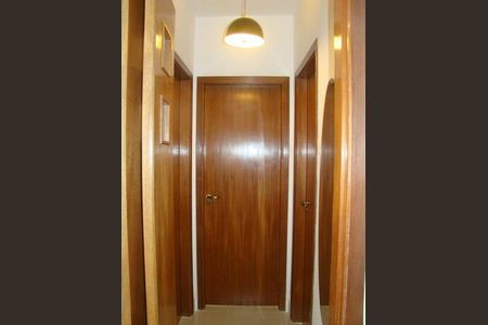 12_photo/94ce03ae9d.b88e781a7551a754-ATLAS-9da89a89-65a9-46f8-8df2-72fc0cbe70d8.jpg de apartamento à venda com 2 quartos, 76m² em Embaré, Santos