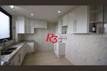 5_photo/94ce03ae9d.e14ddc51cb5eb744-ATLAS-1fdbe6e4-579c-4d7d-88f3-8ce40f6c9fdc.jpg de apartamento à venda com 3 quartos, 150m² em Embaré, Santos