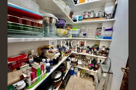 2_photo/94ce03aea3.9f5f97ed71a4d291-ATLAS-9fe0d36d-ff26-4f0d-948a-b2ff92e94fce.jpg de apartamento à venda com 3 quartos, 154m² em Embaré, Santos