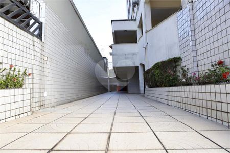 55_photo/94ce03aec5.cf4888df2985fdb1-ATLAS-3b53452b-5dcf-4aa6-9345-e469fabb0667.jpg de apartamento à venda com 2 quartos, 61m² em Ponta da Praia, Santos