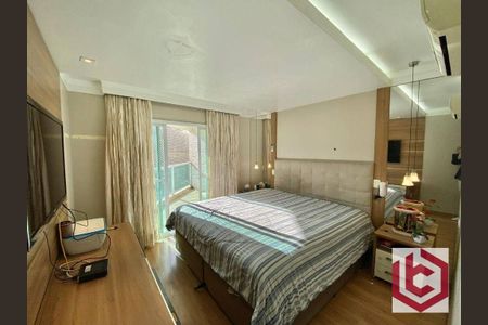 5_photo/94ce03aecd.7cc5f6eb30674ee3-ATLAS-084900b8-79ec-49ea-98d8-c00a61346e05.jpg de casa à venda com 3 quartos, 272m² em Macuco, Santos