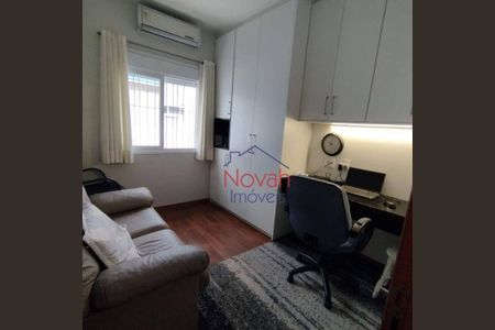 12_photo/94ce03aee3.e3da74daae84817a-ATLAS-79db1c11-afaa-4fd2-8930-d6d5cdc1495b.jpg de casa à venda com 3 quartos, 135m² em Embaré, Santos