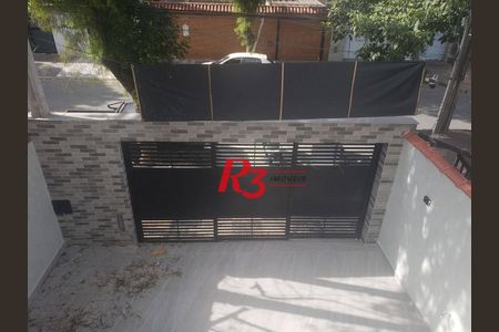 4_photo/94ce03aef7.aa3f54dcddd2e04f-ATLAS-16d5c7a9-7607-4bd2-8f6a-d2b7c16a46cf.jpg de casa à venda com 3 quartos, 200m² em Embaré, Santos