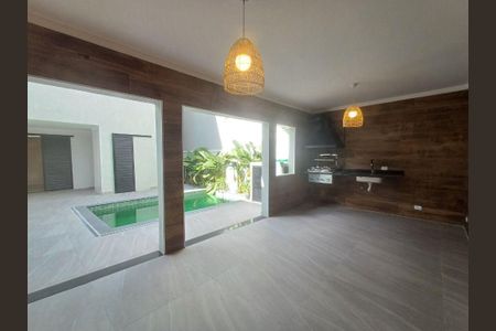 4_photo/94ce03aef7.aa3f54dcddd2e04f-ATLAS-37bda6fc-c012-4fec-821a-a0240f1d9082.jpg de casa à venda com 3 quartos, 205m² em Embaré, Santos