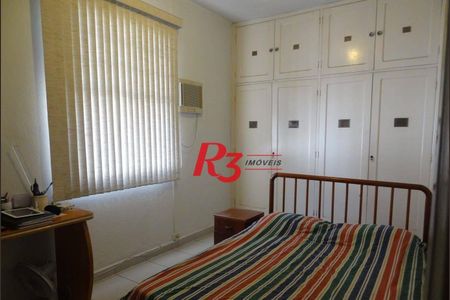 8_photo/94ce03af07.0d38d50b15ed540b-ATLAS-896f45cf-00a6-43fd-9745-8f4c26381af3.jpg de casa à venda com 4 quartos, 196m² em Embaré, Santos