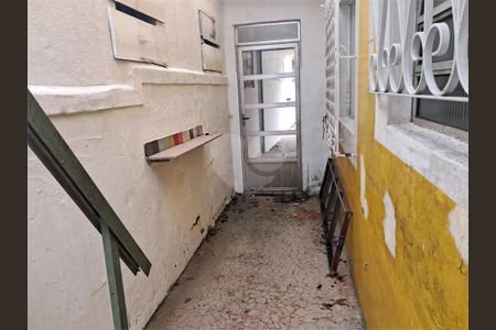 3_photo/94ce03af09.f593c65414f33db3-ATLAS-1bfbc65a-d90f-418a-a7b0-baf811aa1af1.jpg de casa à venda com 3 quartos, 140m² em Macuco, Santos