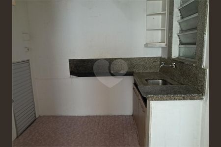 6_photo/94ce03af09.f593c65414f33db3-ATLAS-acab11fc-e4db-4ca2-b7a5-87a618c5d503.jpg de casa à venda com 3 quartos, 140m² em Macuco, Santos