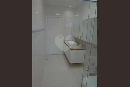 1_photo/94ce03af37.445c0bca81181d7a-ATLAS-063ae474-e5ed-4bd5-bf91-3d0e81cf4b7a.jpg de casa à venda com 3 quartos, 162m² em Boqueirão, Santos