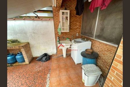 15_photo/94ce03af3b.7dc29441a77b793f-ATLAS-8bf995c4-d637-4f1d-9834-9a5d68c91c3d.jpg de casa à venda com 4 quartos, 176m² em Macuco, Santos