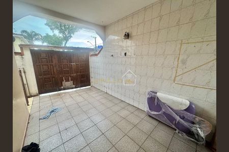 25_photo/94ce03af45.40145d25d7140739-ATLAS-c4c3d1a2-8a0c-4105-8876-9480a21dd6b8.jpg de casa à venda com 3 quartos, 169m² em Boqueirão, Santos