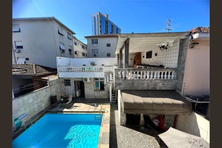 11_photo/94ce03af6d.598c66e7e5047e83-ATLAS-829dfbd0-e776-457e-a60f-9bef8cc7a135.jpg de casa à venda com 3 quartos, 230m² em Embaré, Santos