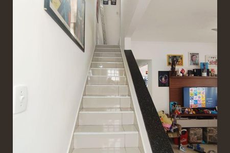 3_photo/94ce03b0a3.4cea1a0b3f6bbd2f-ATLAS-0b712c57-e78e-4720-bdcc-a3aff7dd0e15.jpg de casa à venda com 2 quartos, 94m² em Estuário, Santos