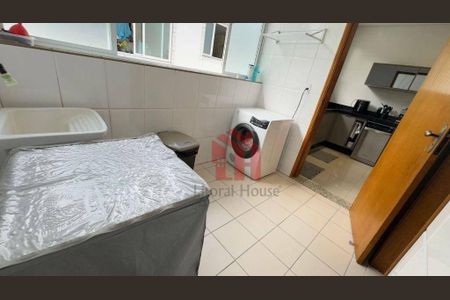 10_photo/94ce03b115.dfdf3a77207432af-ATLAS-c868279e-e59e-4280-9863-dcf4c3663c39.jpg de casa à venda com 3 quartos, 153m² em Estuário, Santos