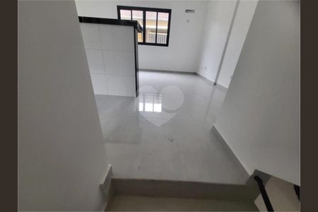 11_photo/94ce03b15f.aa3f54dcddd2e04f-ATLAS-466317ee-424c-4ea1-9421-b0f8122985b0.jpg de casa à venda com 2 quartos, 94m² em Estuário, Santos