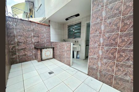 3_photo/94ce03b179.ae3d86bef28e162d-ATLAS-23b0295d-a4a9-4574-920f-b41212cd5935.jpg de casa à venda com 2 quartos, 71m² em Macuco, Santos