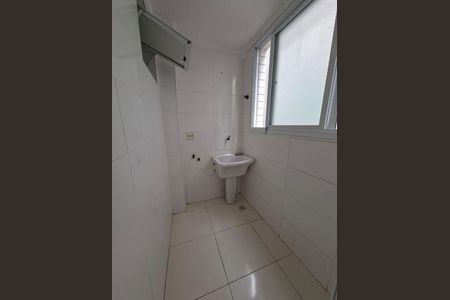 8_photo/94ce03b19b.cf3576d5e540d2bc-ATLAS-608d9f4a-ae7d-47d0-92d4-3ad2bcaec6da.jpg de casa para alugar com 2 quartos, 88m² em Macuco, Santos