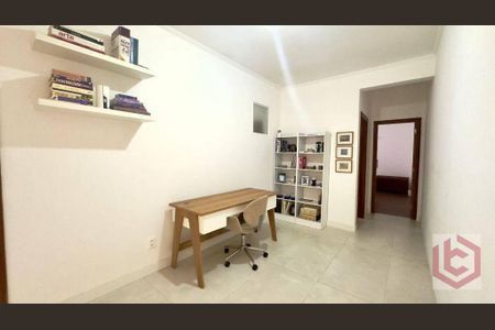 12_photo/94ce03b23d.6721d330cc8d7611-ATLAS-4683672a-09ae-4eef-8ea2-b565279cd3ff.jpg de casa à venda com 3 quartos, 201m² em Embaré, Santos