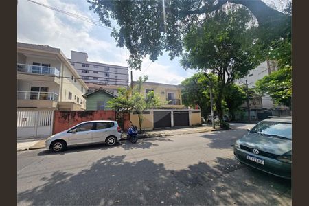 8_photo/94ce03b251.760d7ecec936a2b8-ATLAS-3de693a3-0fce-4477-a77a-4ebb27a19ab4.jpg de casa à venda com 4 quartos, 168m² em Aparecida, Santos