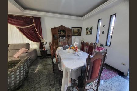 6_photo/94ce03b251.f3189cc489d69288-ATLAS-980b6ae8-0da5-49ab-8826-b7c19bc202e6.jpg de casa à venda com 4 quartos, 166m² em Embaré, Santos