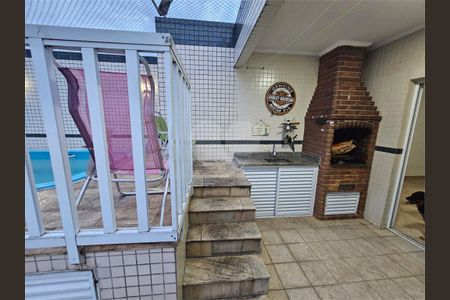 9_photo/94ce03b255.9d8fed69801cdea0-ATLAS-5896feee-3df4-4ded-8ddd-84836c29c783.jpg de casa à venda com 5 quartos, 220m² em Aparecida, Santos