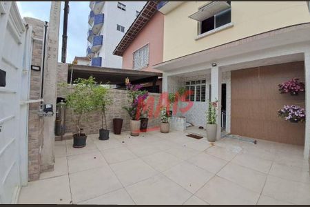 2_photo/94ce03b2bf.a095ebe9a9b9d05b-ATLAS-343ef68c-3e00-48fa-a1a9-79a9d18a6344.jpg de casa à venda com 3 quartos, 132m² em Embaré, Santos