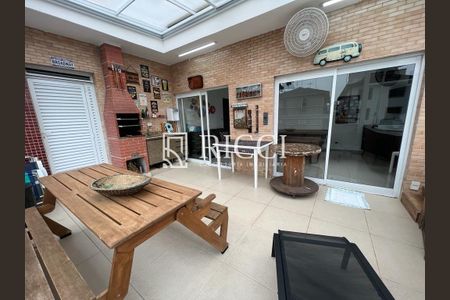 12_photo/94ce03b2f3.4af70985ad023911-ATLAS-e8e9784e-51b8-4848-b59c-d88ae20fd4de.jpg de casa à venda com 5 quartos, 280m² em Embaré, Santos