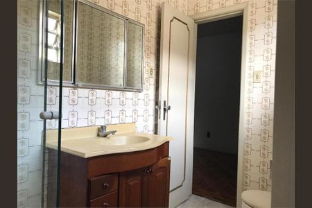 20_photo/94ce03b31f.b760bf5d8bb46efe-ATLAS-db49bdf2-ef39-427f-83fe-ea232c5bb1a4.jpg de casa à venda com 3 quartos, 218m² em Embaré, Santos