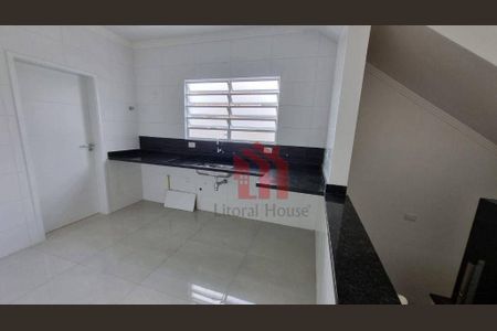 6_photo/94ce03b32b.3f38f516dcb107bb-ATLAS-ae54bcdb-ab53-4e0d-966e-5c4d610e087e.jpg de casa à venda com 3 quartos, 130m² em Embaré, Santos