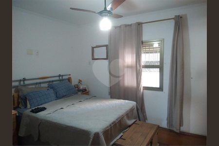 27_photo/94ce03b33b.64ac2371dd04f17e-ATLAS-efab70d6-d455-4bfb-babd-c366a5518e00.jpg de casa à venda com 4 quartos, 171m² em Embaré, Santos