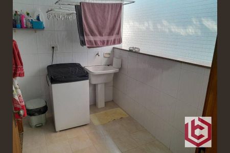 8_photo/94ce03b347.99fa673d506c3847-ATLAS-6a2ddbac-e45f-4f54-98b4-1f7b4e5ba866.jpg de casa à venda com 3 quartos, 143m² em Aparecida, Santos