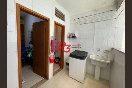 2_photo/94ce03b347.99fa673d506c3847-ATLAS-741a0e24-71a2-4e0e-a7b0-37a3218b09ab.jpg de casa à venda com 3 quartos, 143m² em Aparecida, Santos