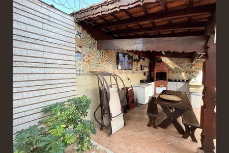 23_photo/94ce03b38f.01061cb6ad72014f-ATLAS-e3b107a0-987c-40f5-ab7e-af456d2d9ca9.jpg de casa à venda com 4 quartos, 150m² em Estuário, Santos