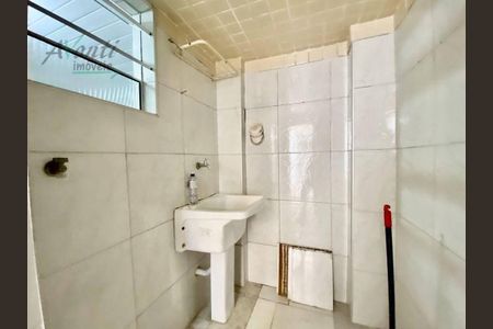 5_photo/94ce03b515.32a8019b0364636a-ATLAS-2bf33f33-c7d4-4af3-af92-ccceb16e063c.jpg de casa à venda com 2 quartos, 81m² em Estuário, Santos