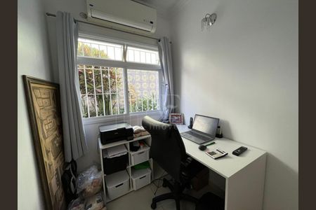 8_photo/94ce03ba05.0f81dd1a9a4f6ffb-ATLAS-7d8b07c4-5b7c-4dce-b26c-fefe4e58bc6a.jpg de casa à venda com 4 quartos, 146m² em Macuco, Santos